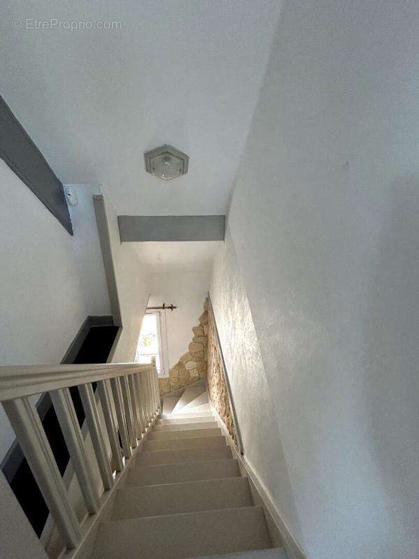 Nevers  à découvrir Très Jolie maison 7 pièce(s) 132.41 m2 - photo 15
