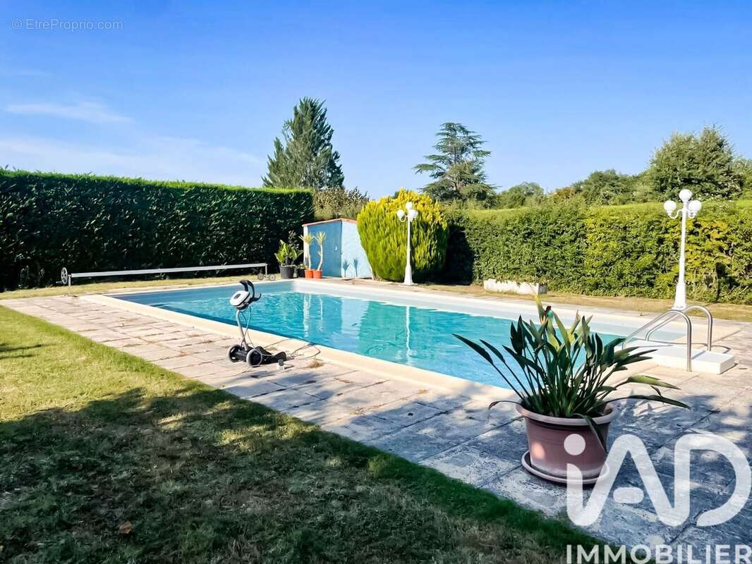 Photo 4 - Maison à SAINT-ETIENNE-DE-TULMONT