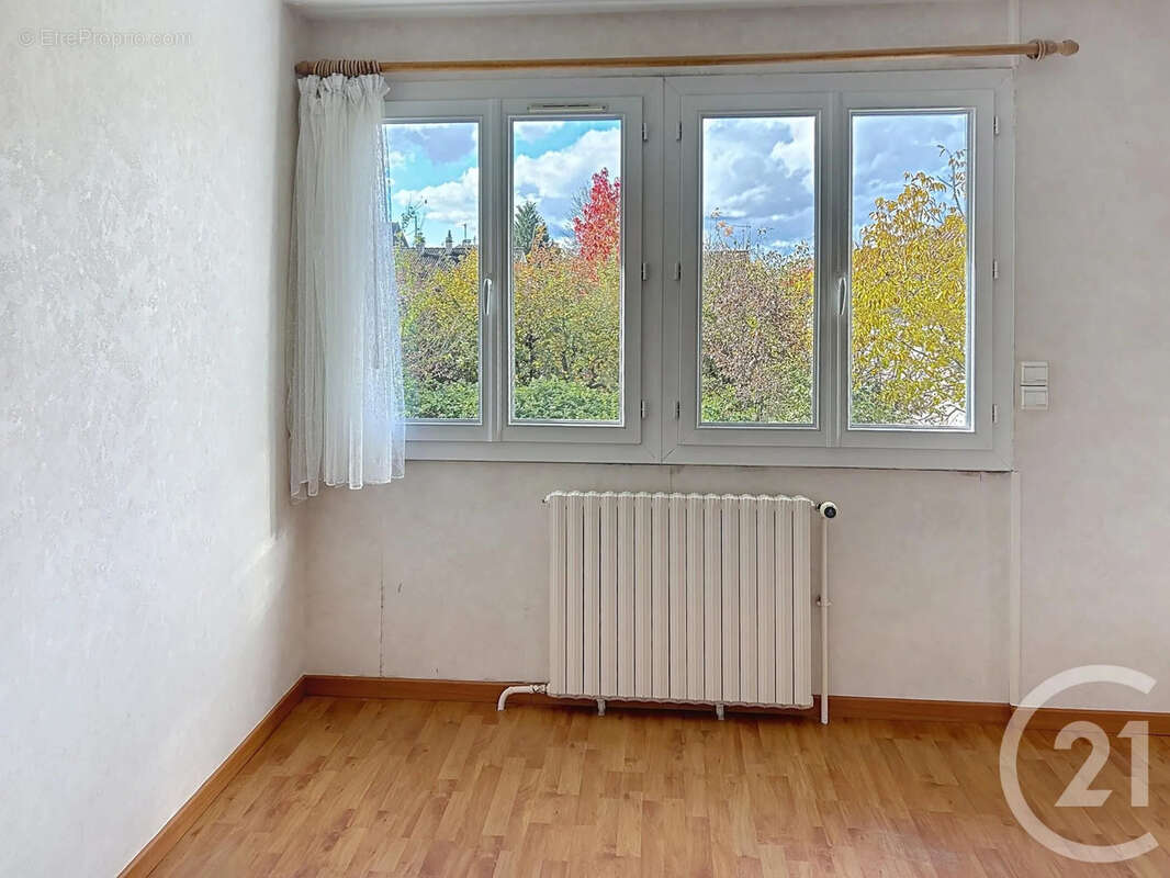 Maison à SAINT-GEORGES-SUR-BAULCHE