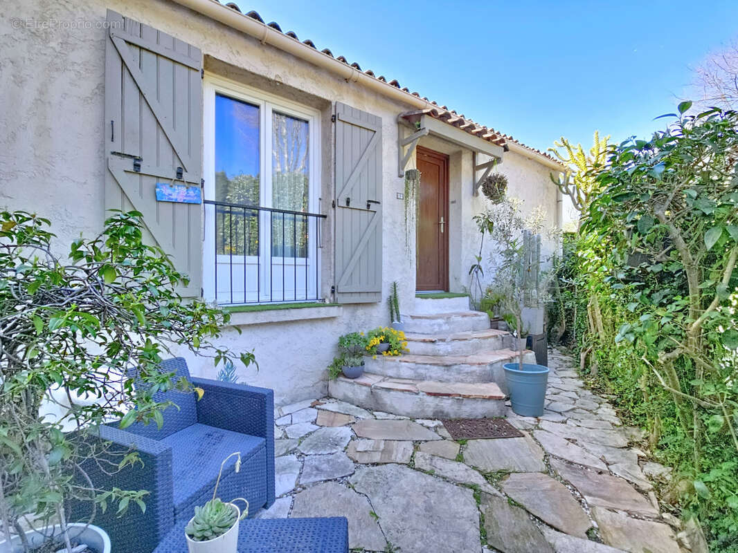 Maison à LA COLLE-SUR-LOUP