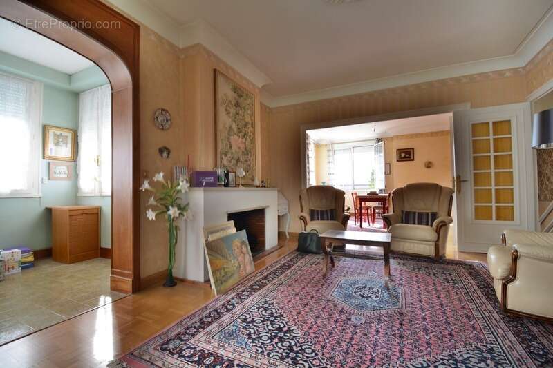 Maison à LA COURONNE