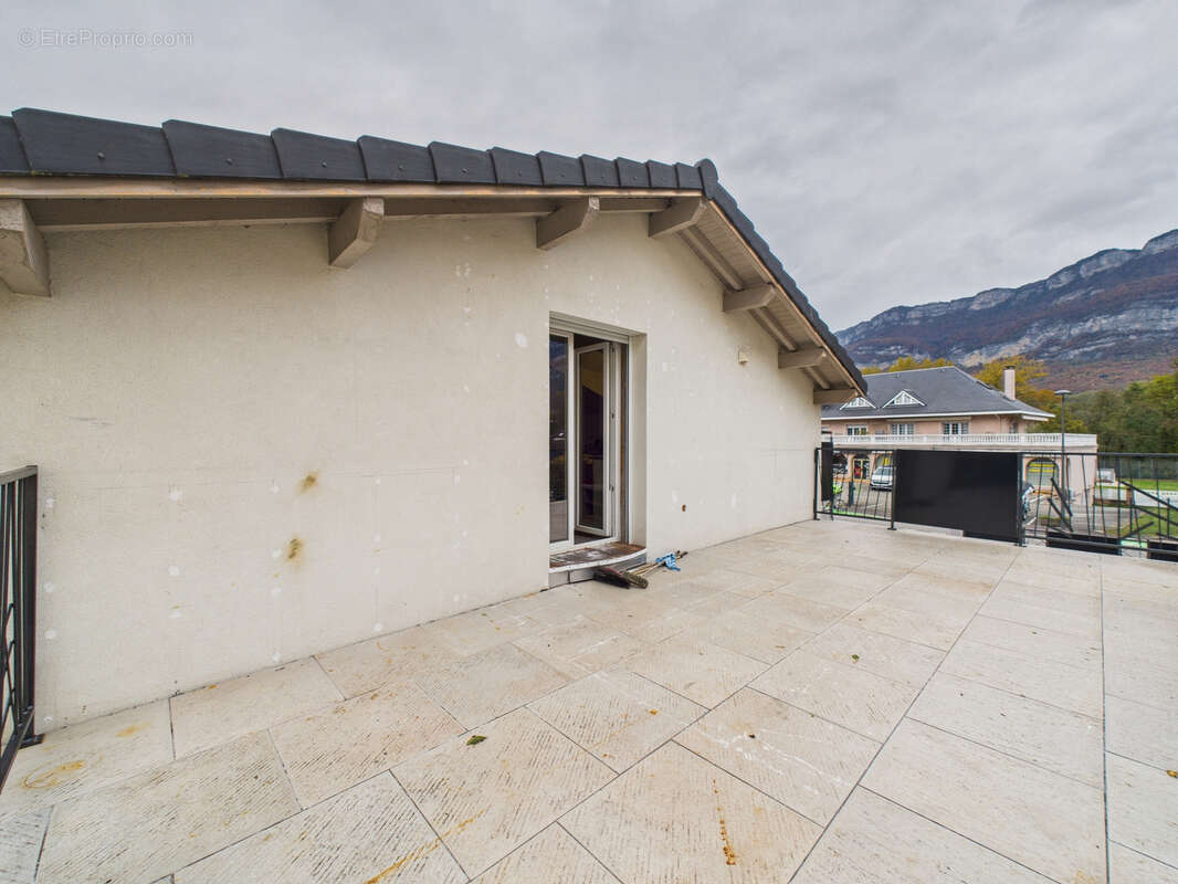 Appartement à VIVIERS-DU-LAC