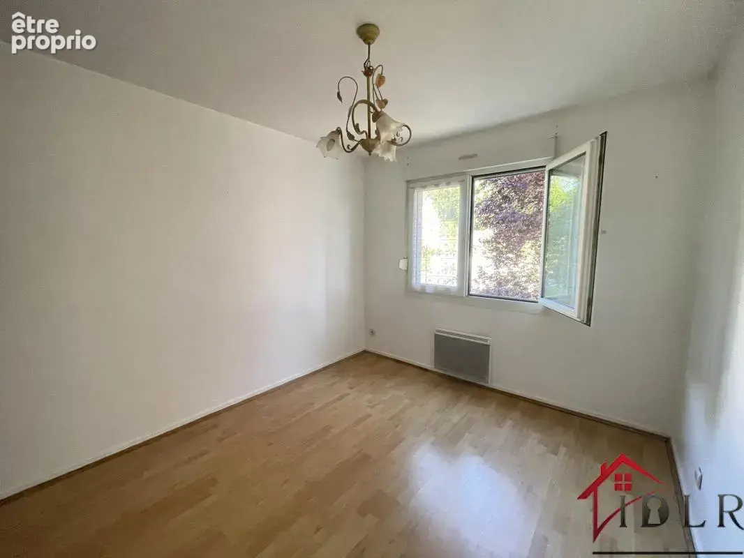 Appartement T4 avec terrasse couverte - photo 6