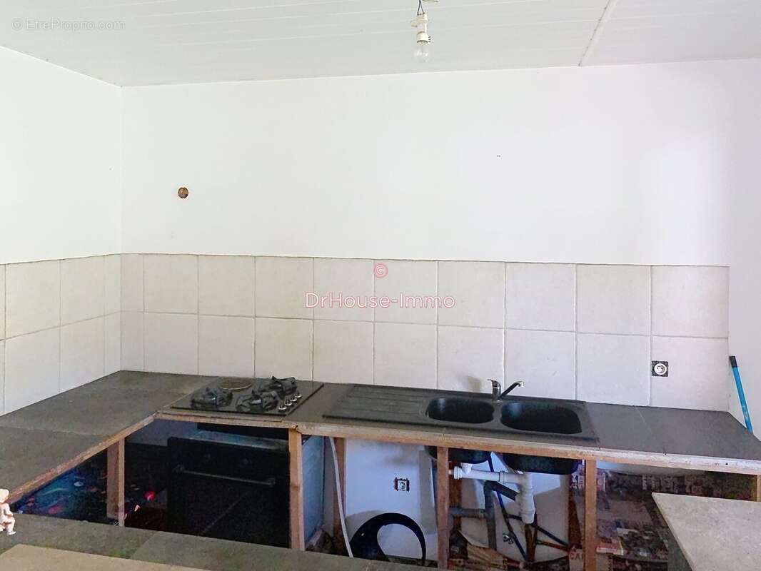 Maison à SAINT-VITE