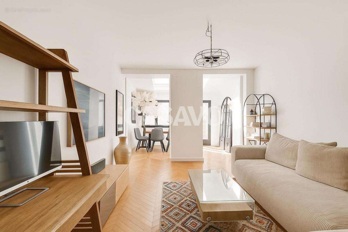 Vente Appartement 5 pièces de 100m² - 75018 Paris - photo 4