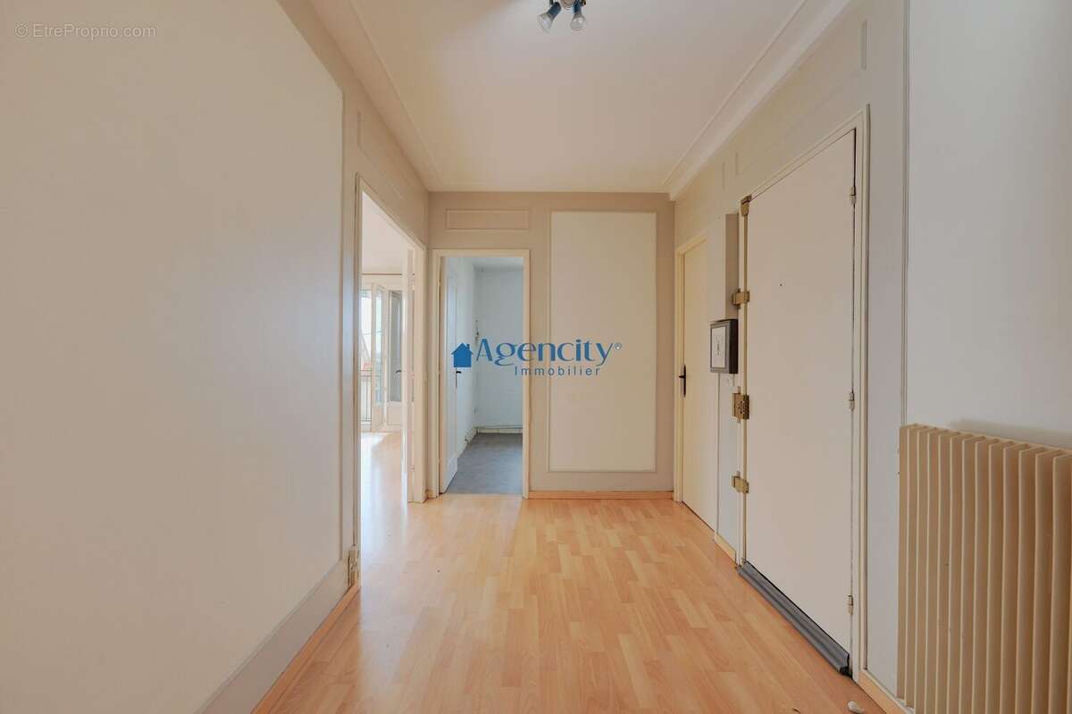 Appartement à CHELLES