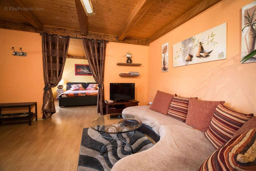 Maison à CHAMBLEY-BUSSIERES