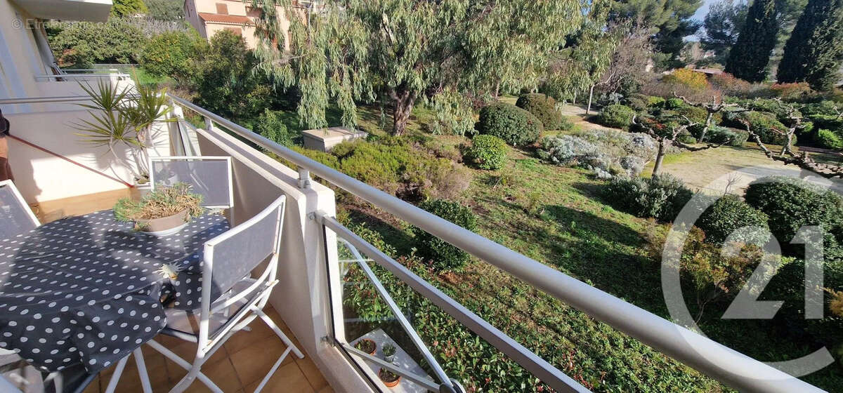 Appartement à HYERES