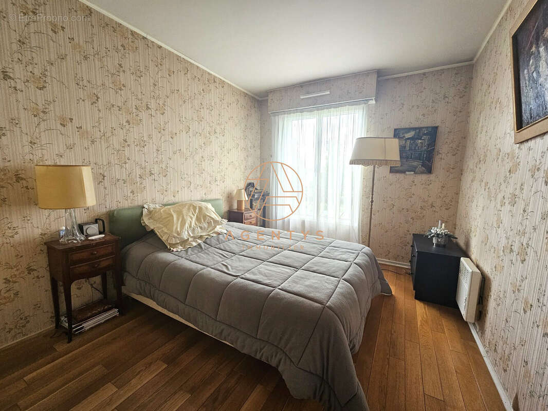 Appartement à LE PLESSIS-TREVISE