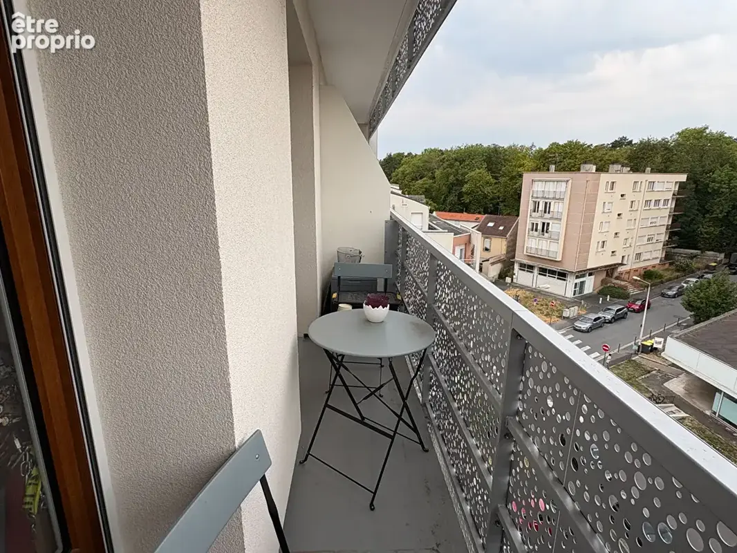 Appartement T1 calme à vendre à Reims avec balcon et parking - photo 6