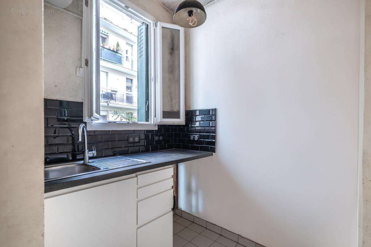 Appartement à PARIS-11E