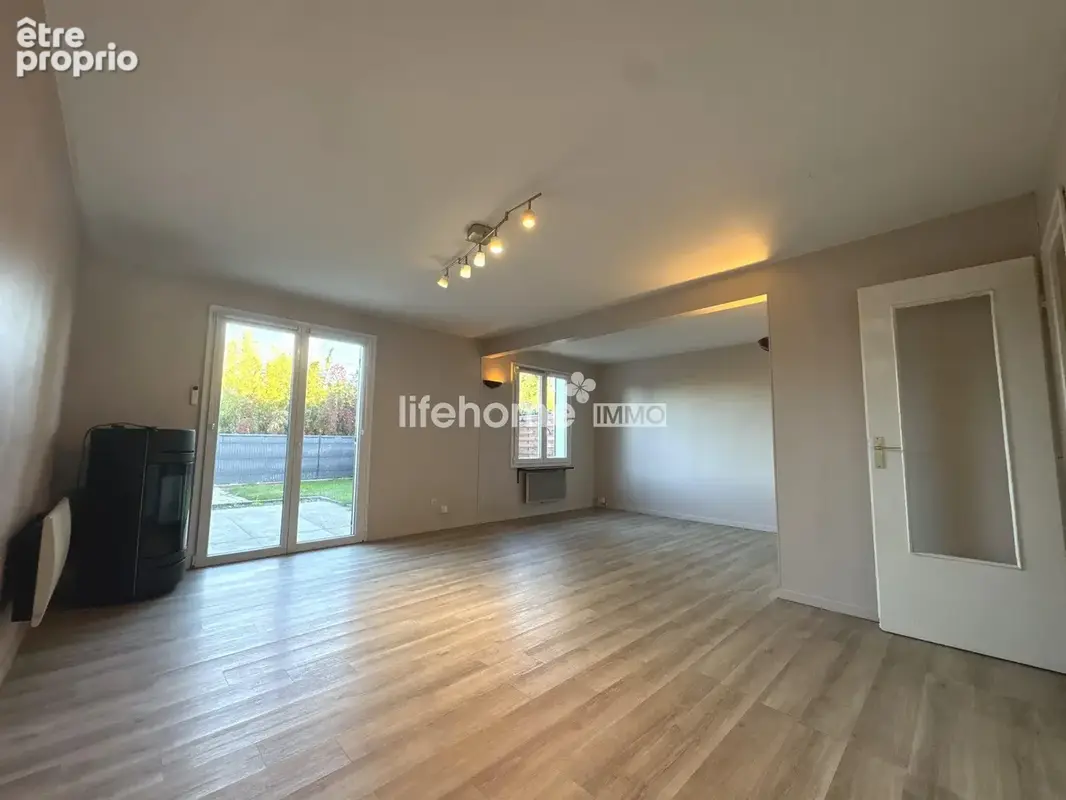 Maison 5 pièces 90 m² à vendre à Vendenheim (67550) - photo 5