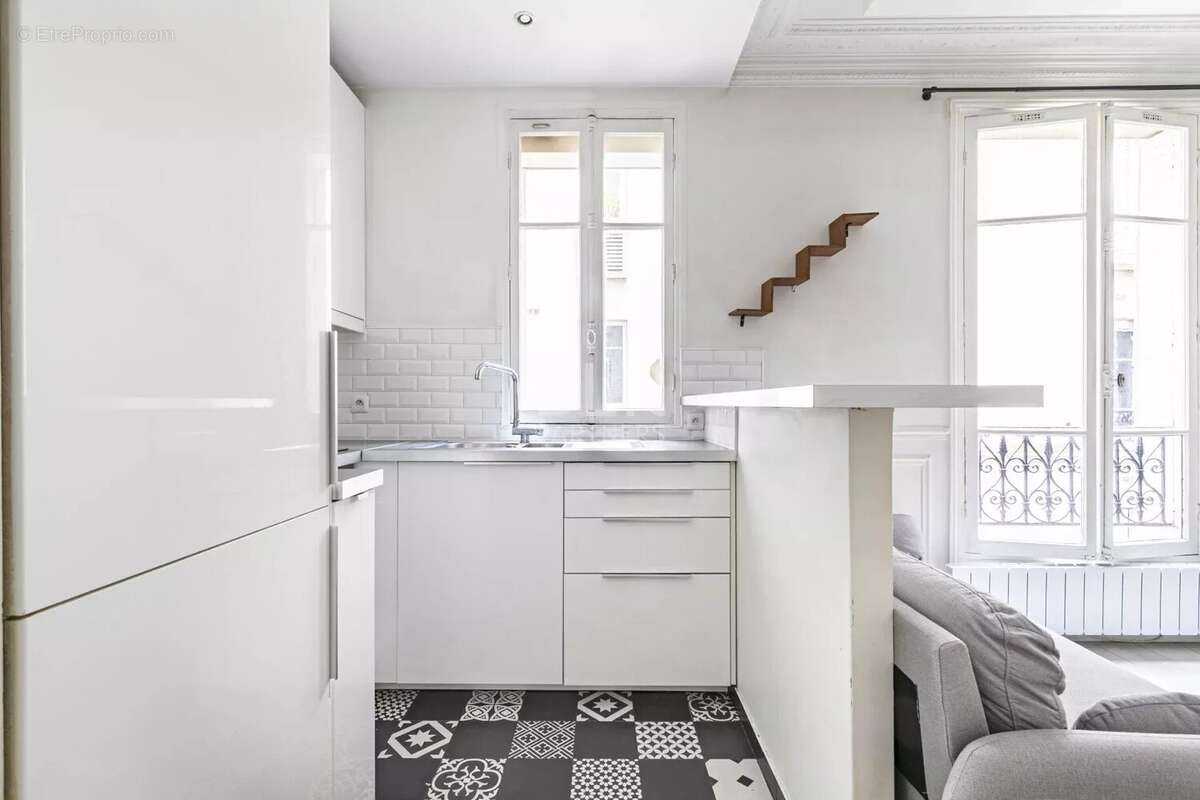 Appartement à PARIS-18E