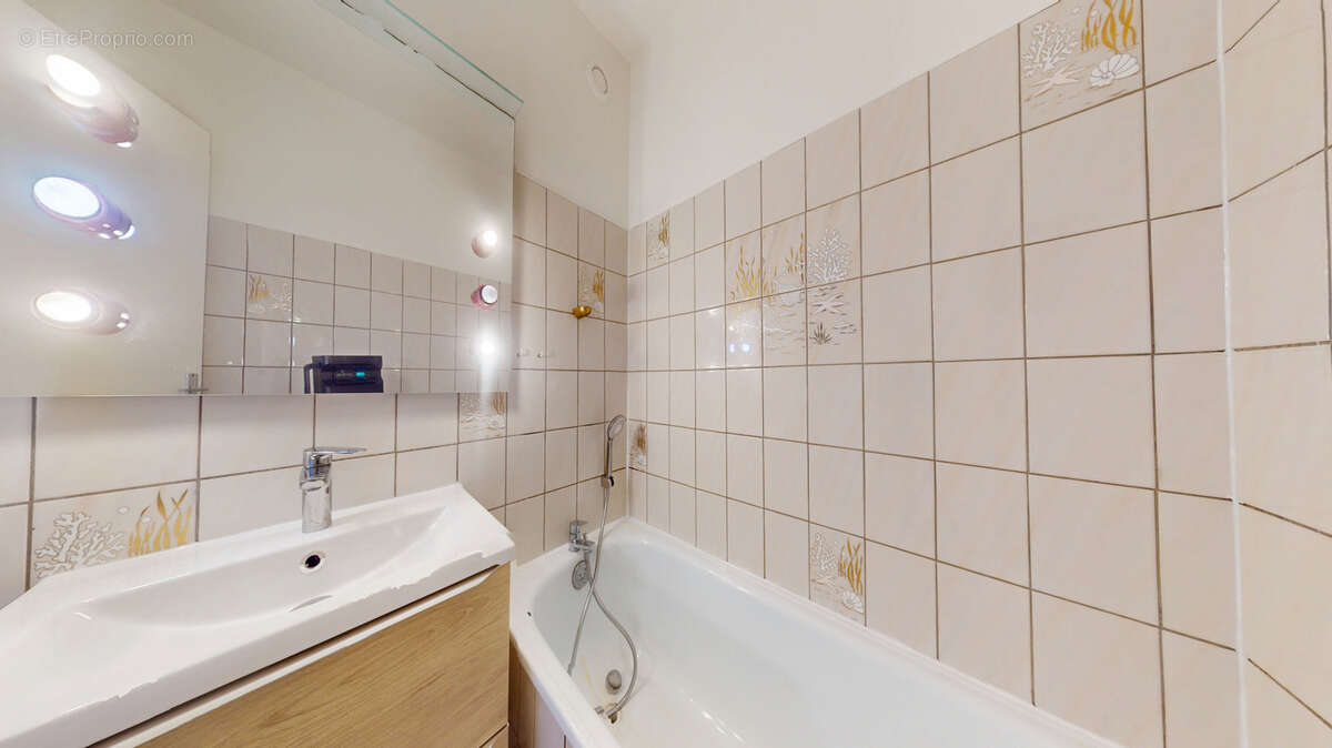 Appartement à SARTROUVILLE