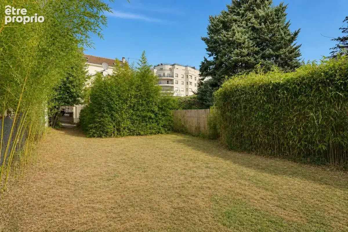 Maison de 5 pièces de 135 m² à Garches - photo 16