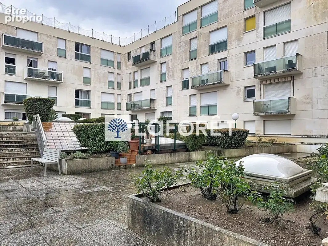 À vendre - Appartement T1 vendu loué - Centre ville de Poitiers - photo 3