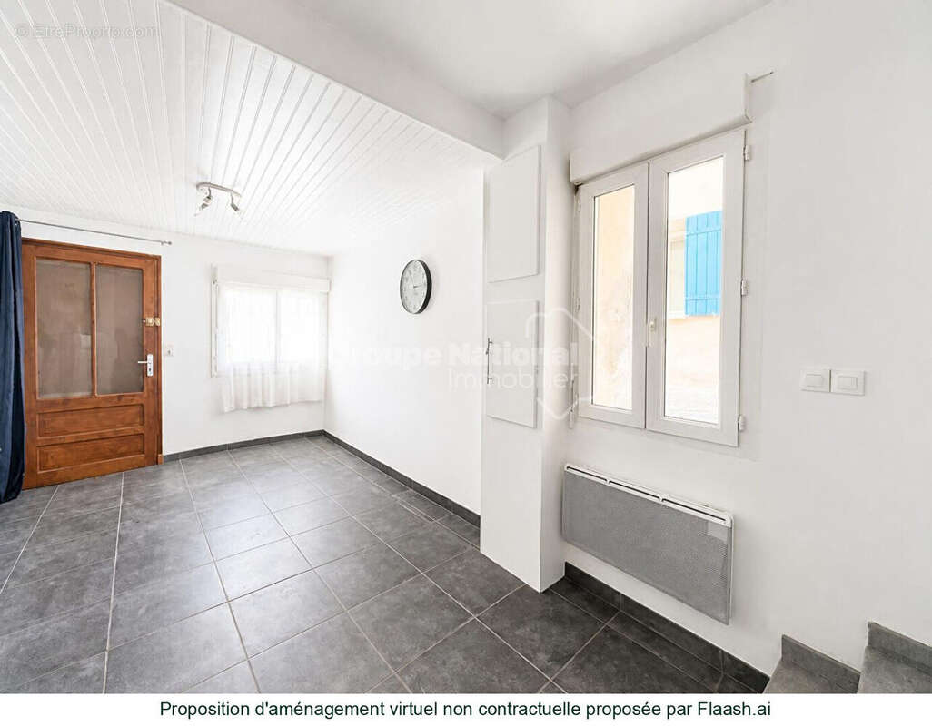 Exclu - Maison de village rénovée à Théziers - photo 2