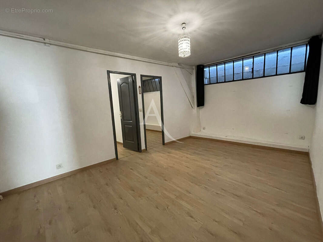 Maison à ETREPAGNY