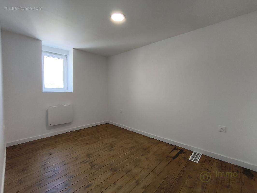 Maison 85 m² à Sains-Du-Nord  - photo 9