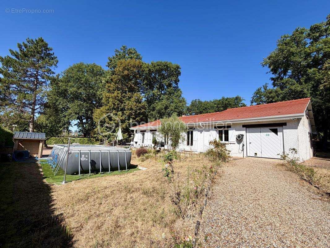 Maison plain-pied, 4 chambres, espac bureau, 2 salle de bain - photo 2