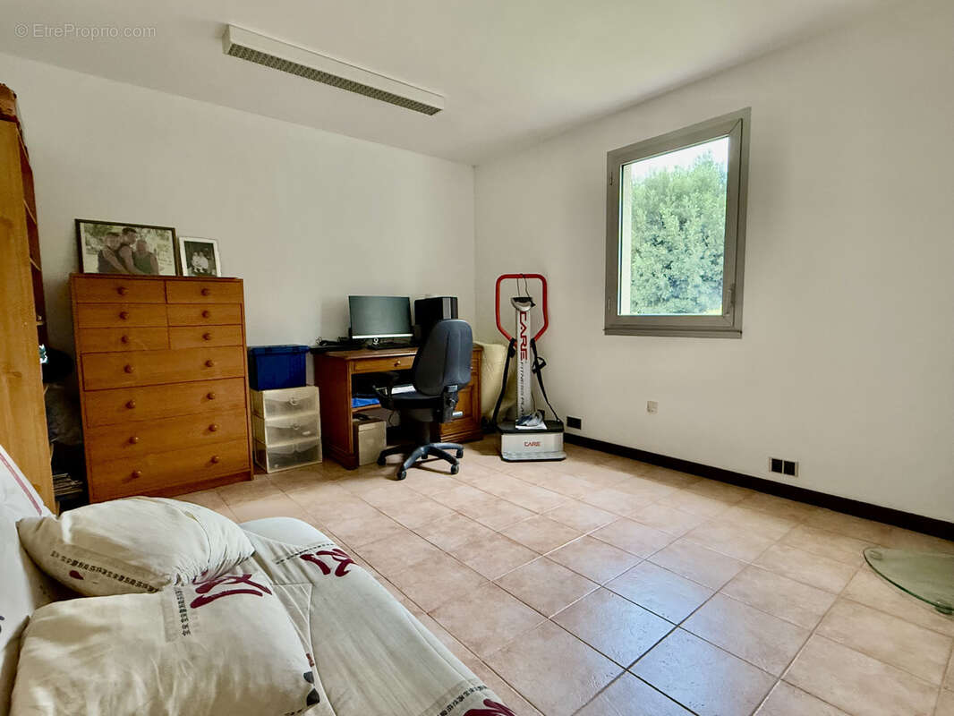 Maison à BAGNOLS-SUR-CEZE