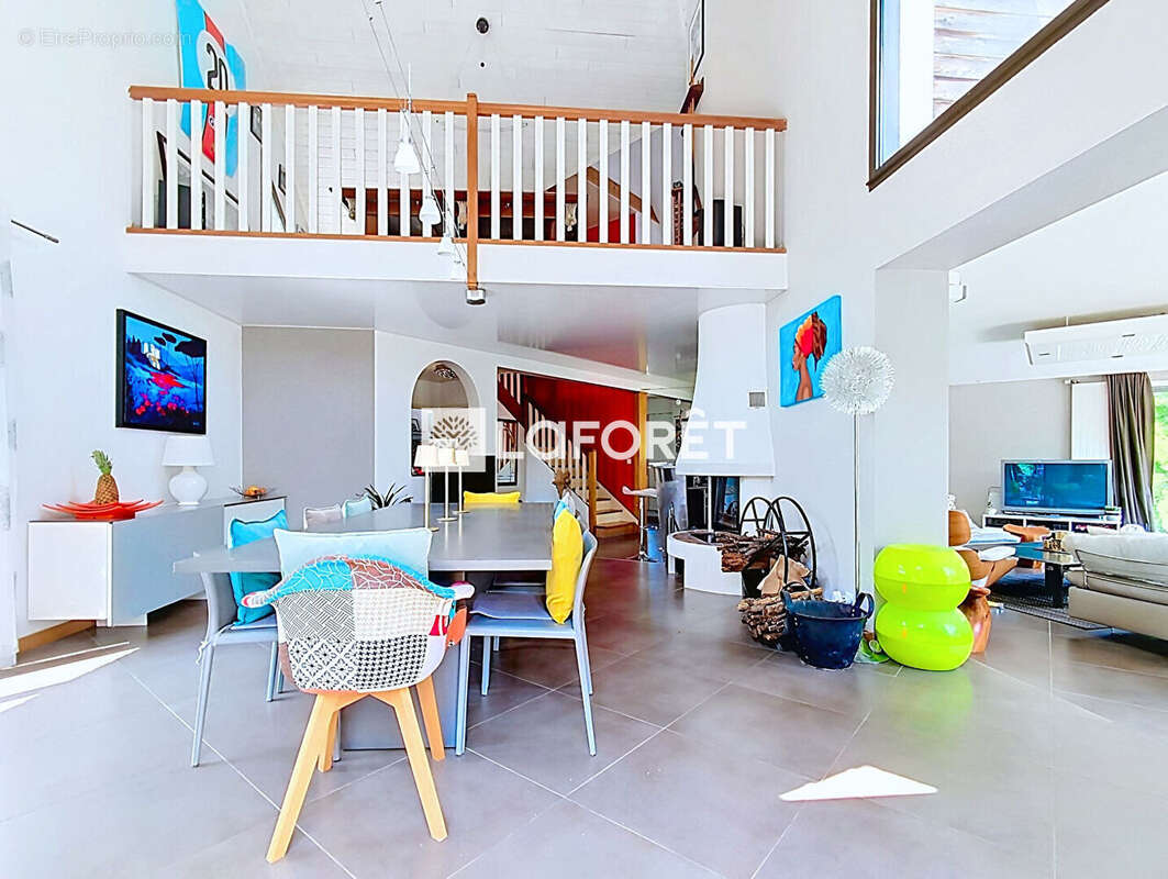 Maison Laillé 232 m² - parc arboré 3300 m² constructible - photo 6