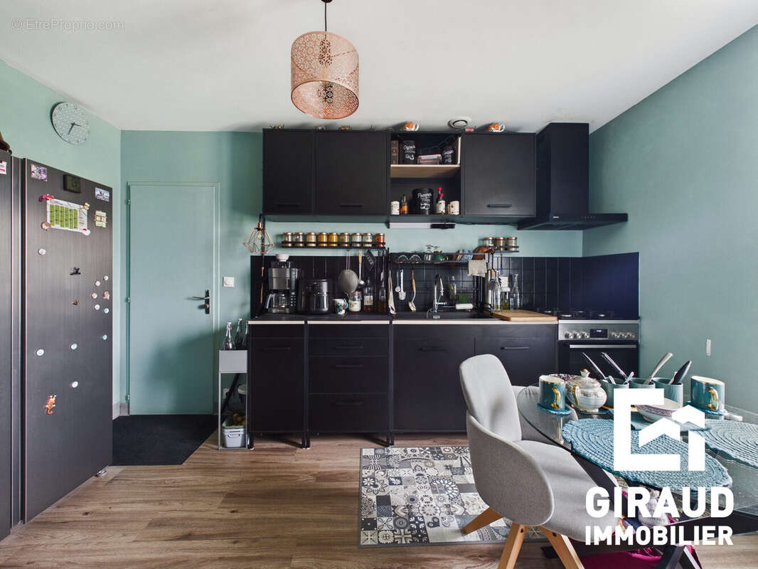 Maison à LOGE-FOUGEREUSE