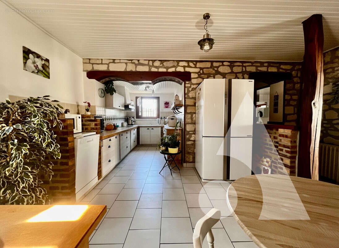 Maison Saint Martin Longueau 4 pièce(s) 125 m2 - photo 2