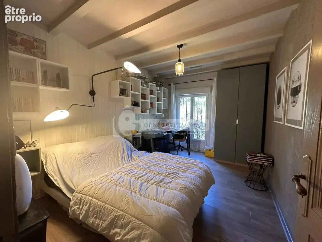 Fontvieille - Maison familiale 5 chambres sur parcelle de 1850m2 - photo 16