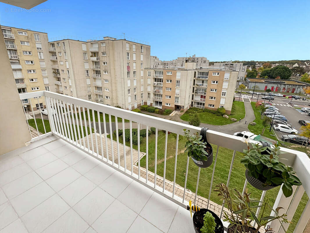 Appartement à DAMMARIE-LES-LYS