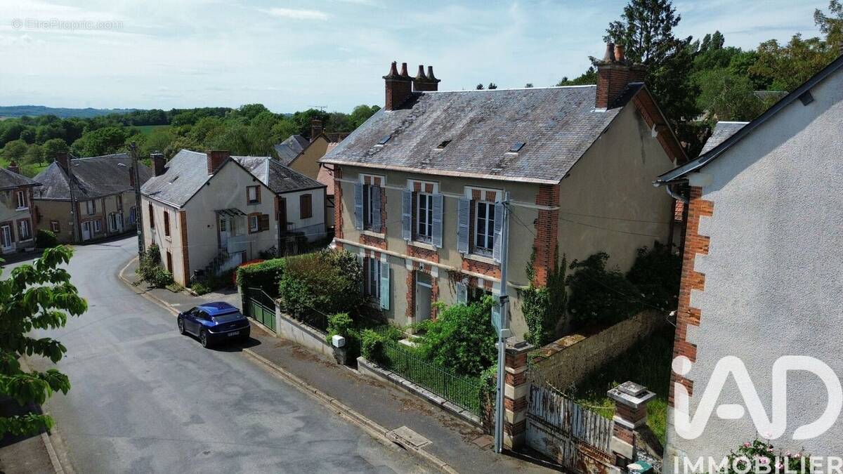 Photo 1 - Maison à VAILLY-SUR-SAULDRE