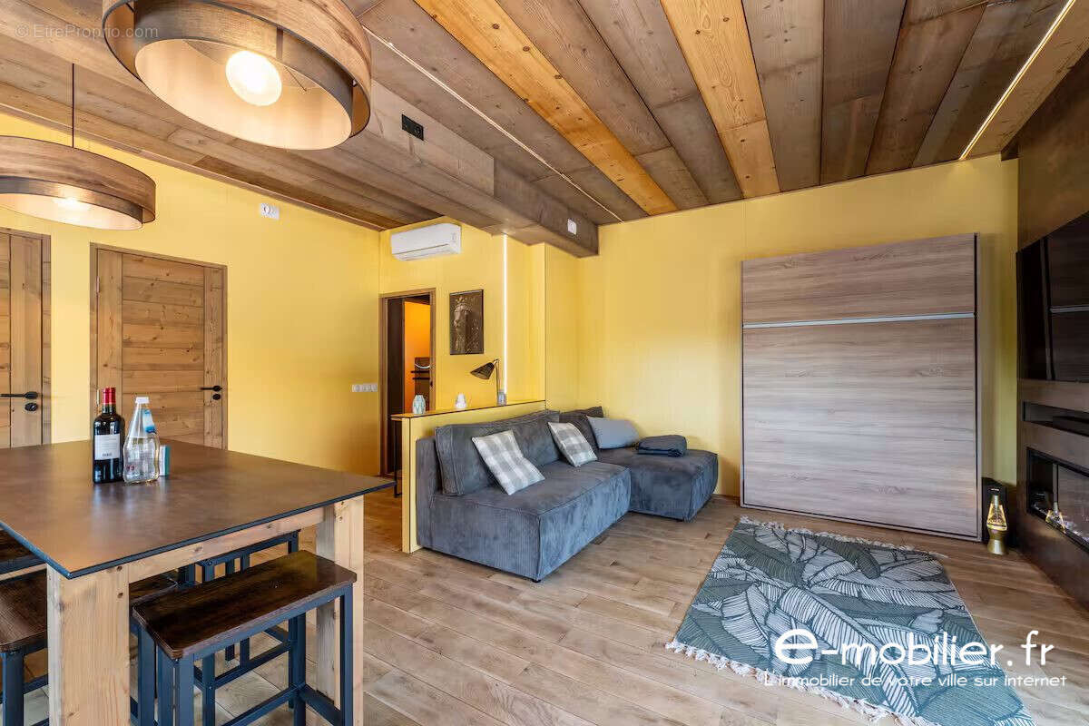 Appartement 68 m² à Quintal  - photo 3
