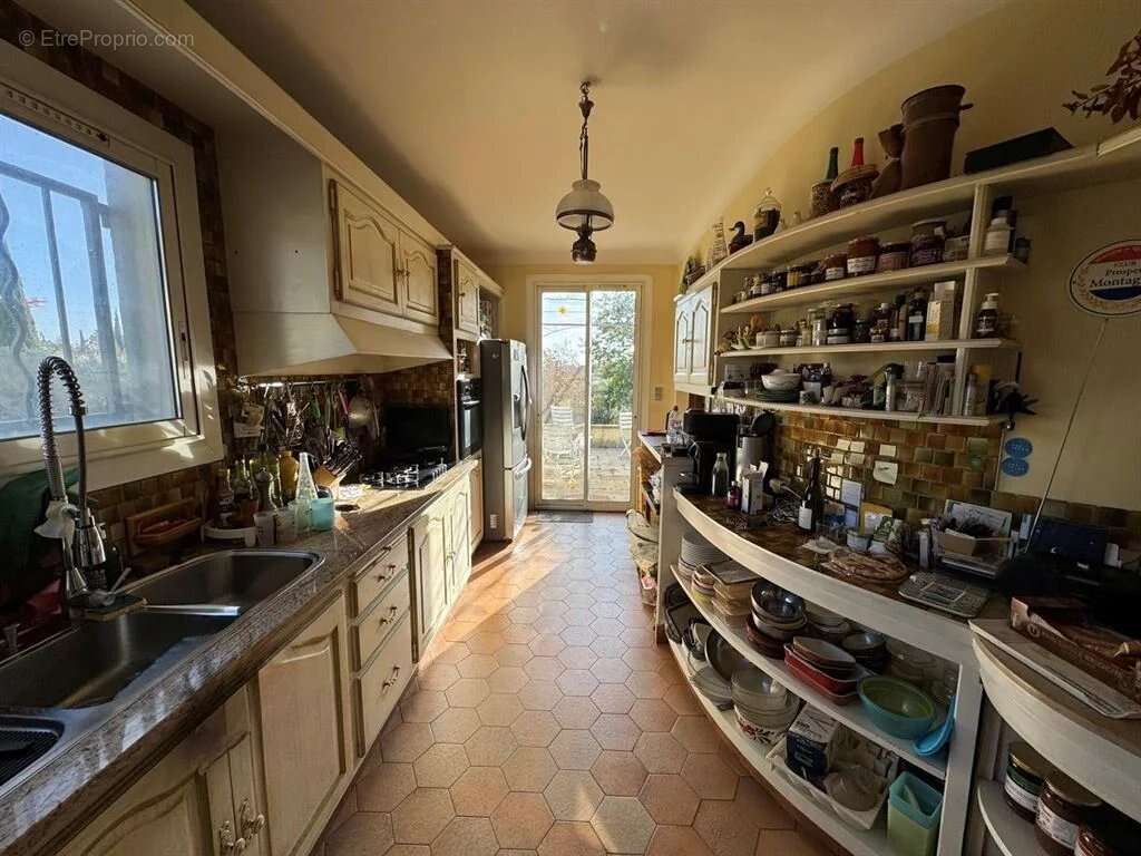 Maison à SAINT-MARTIN-DE-CRAU