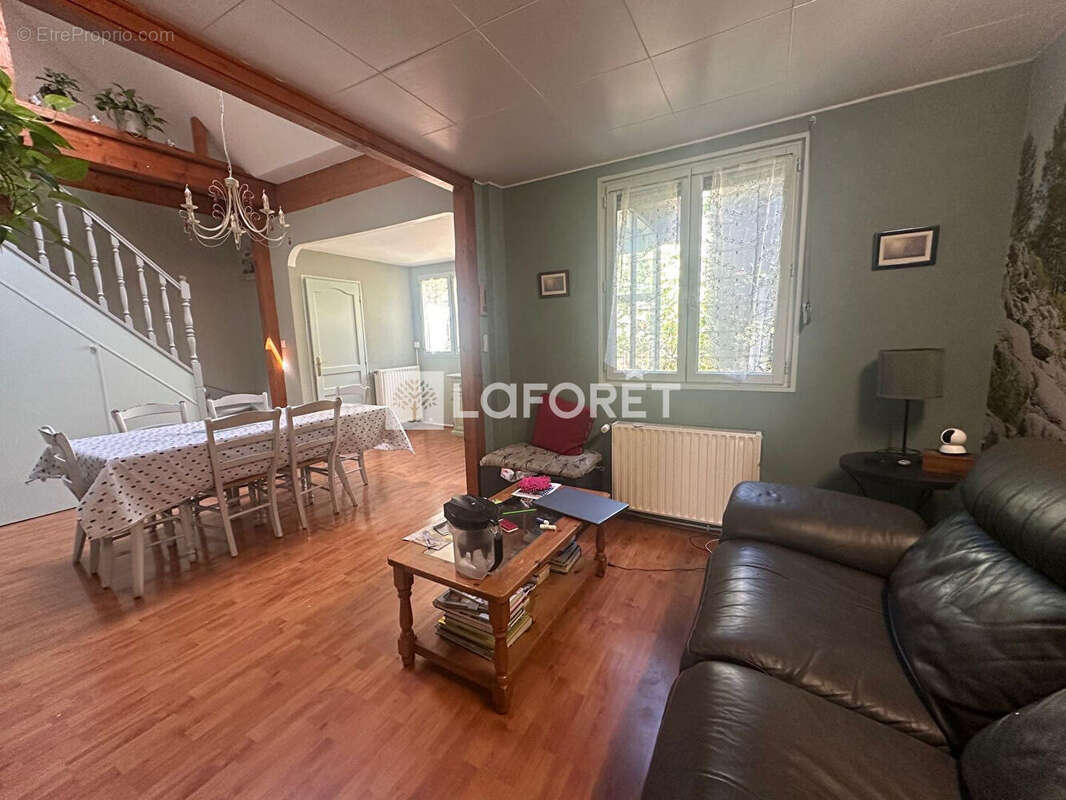 Maison Le Perreux Sur Marne 6 pièce(s) 106 m2 - photo 2