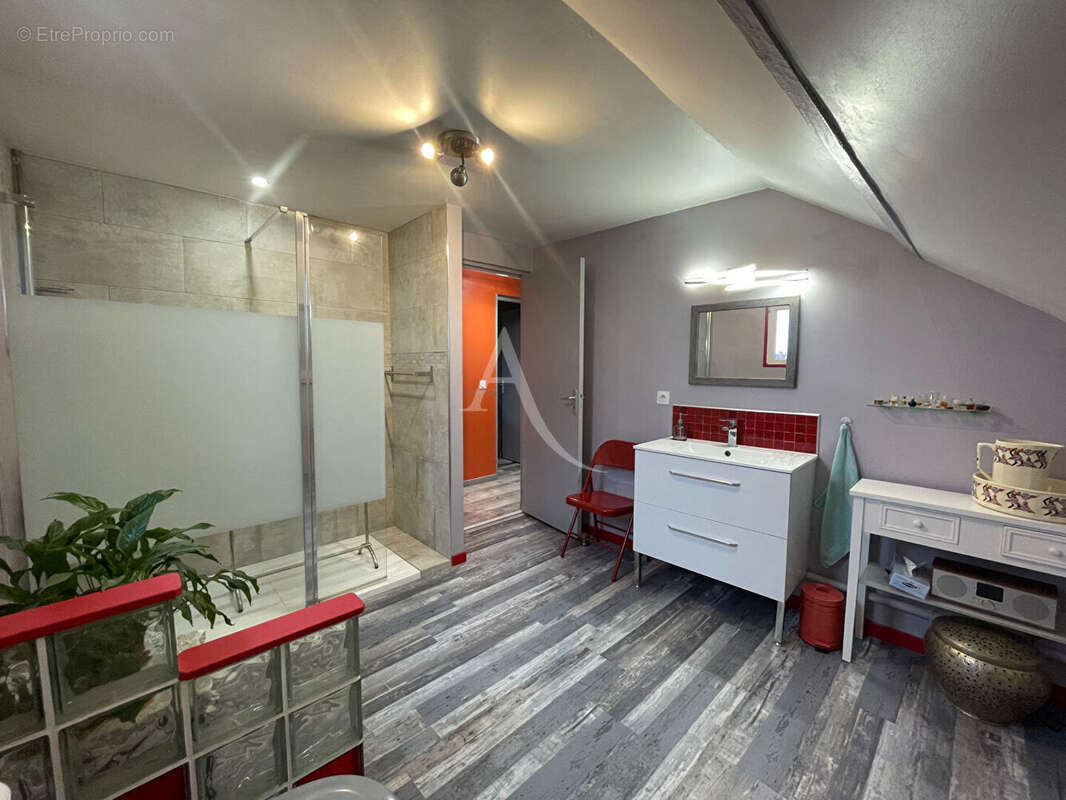 Maison à FAVEROLLES-SUR-CHER