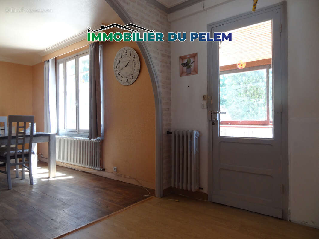 Maison avec jardin clos et garage à proximité des commodités - photo 4
