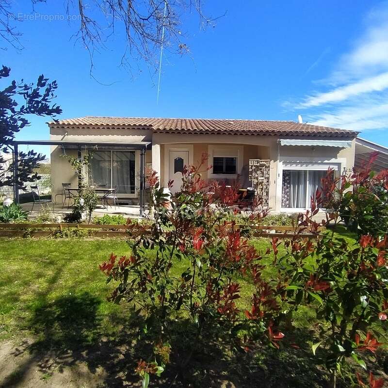 Maison à REGUSSE