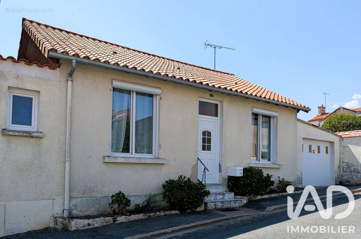 Photo 1 - Maison à TREIZE-VENTS