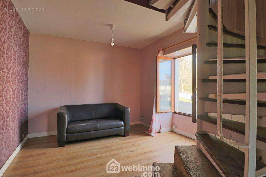 Attenants, - Maison à CEAUX-EN-COUHE