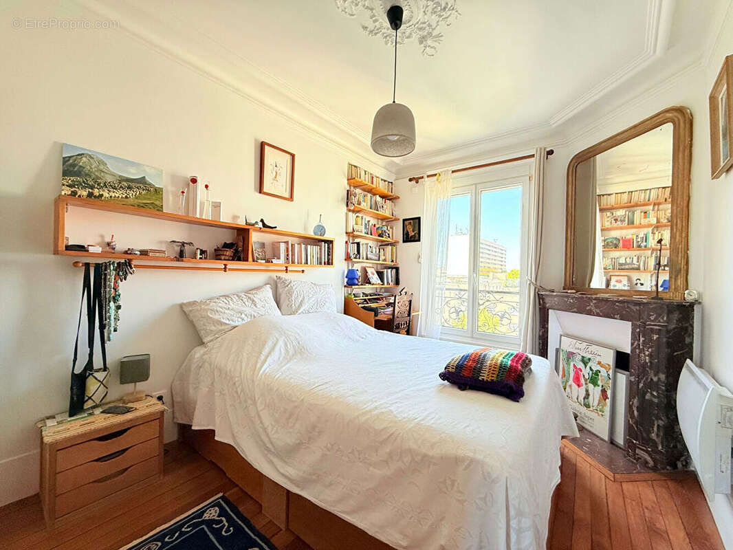 Appartement à PARIS-19E