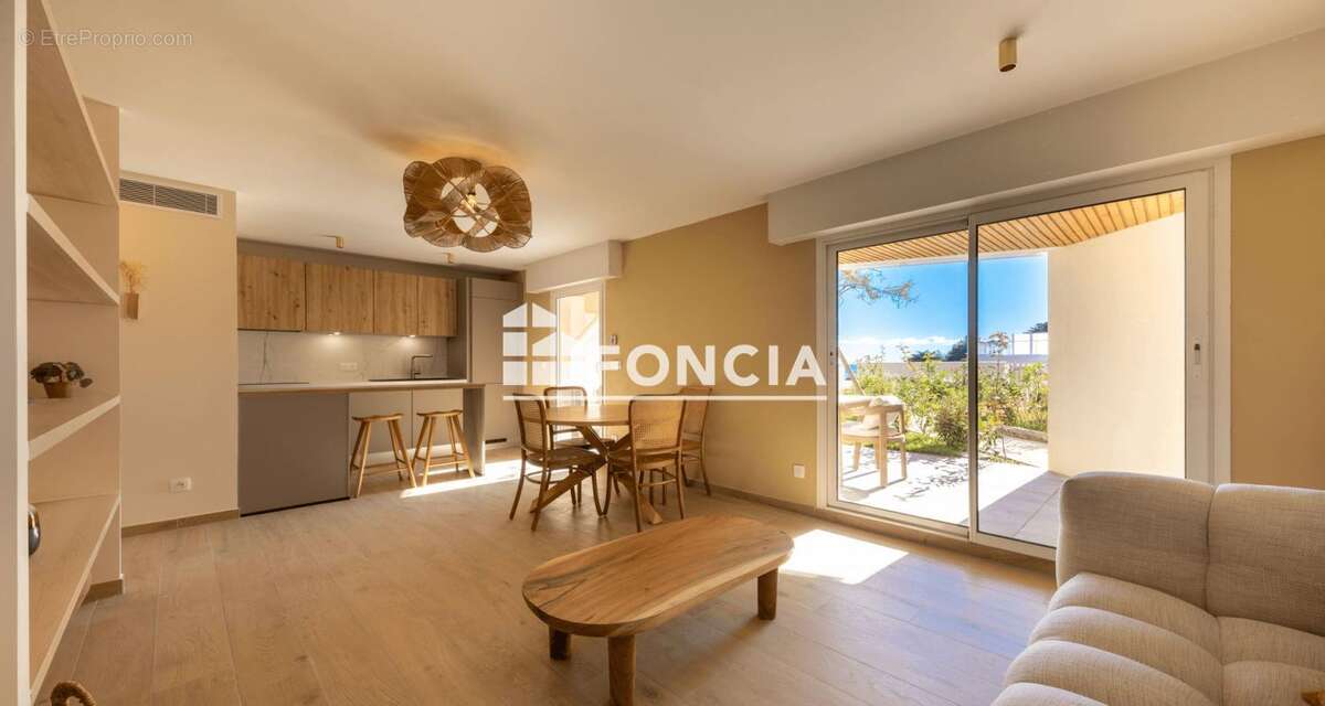Appartement à SAINT-RAPHAEL