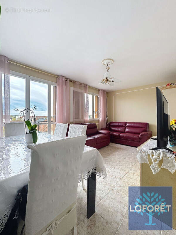 Appartement à NEUILLY-SUR-MARNE