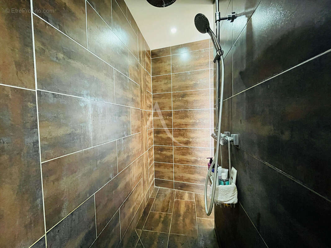 Maison à DOGNEVILLE