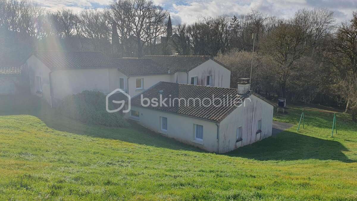 Maison à CEAUX-EN-COUHE