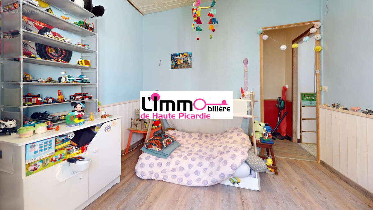 Maison 80 m² à Nesle  - photo 5