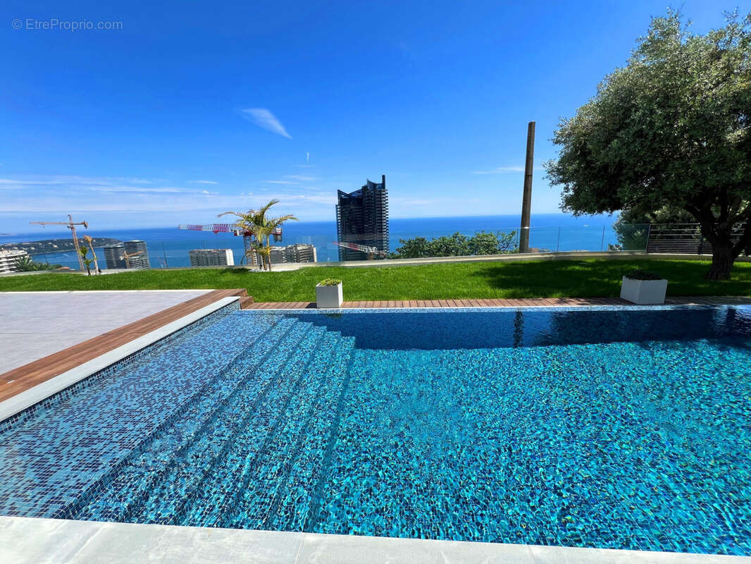 Maison à BEAUSOLEIL