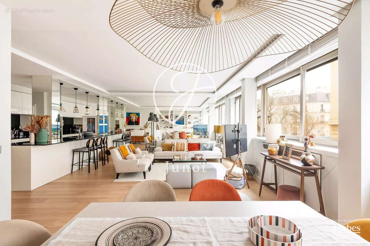 Paris 16e - LA MUETTE / PAUL DOUMER - Appartement - 5 pièces - 97,11m² Carrez - 3 chambres - photo 2