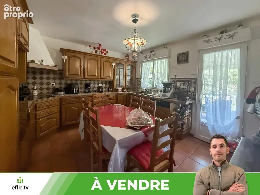 Maison 6 pièces 146 m² à vendre à Chasseneuil-Du-Poitou (86360) - photo 6