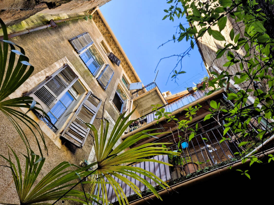 Maison à PEZENAS