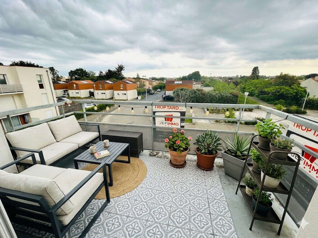 Appartement à BOUGUENAIS